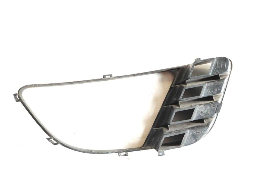 Ford Fiesta 2004 front left fog light trim grill 2S6119953B