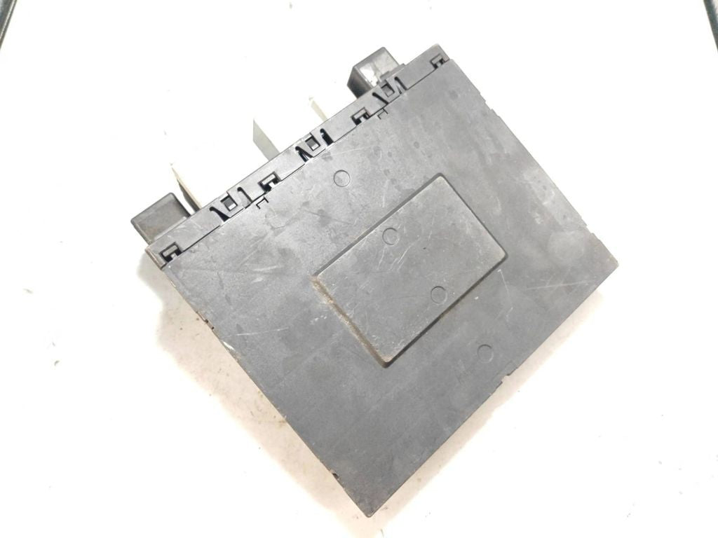 Volkswagen Touran MK1 2005 Comfort convenience body module 3C0937049D