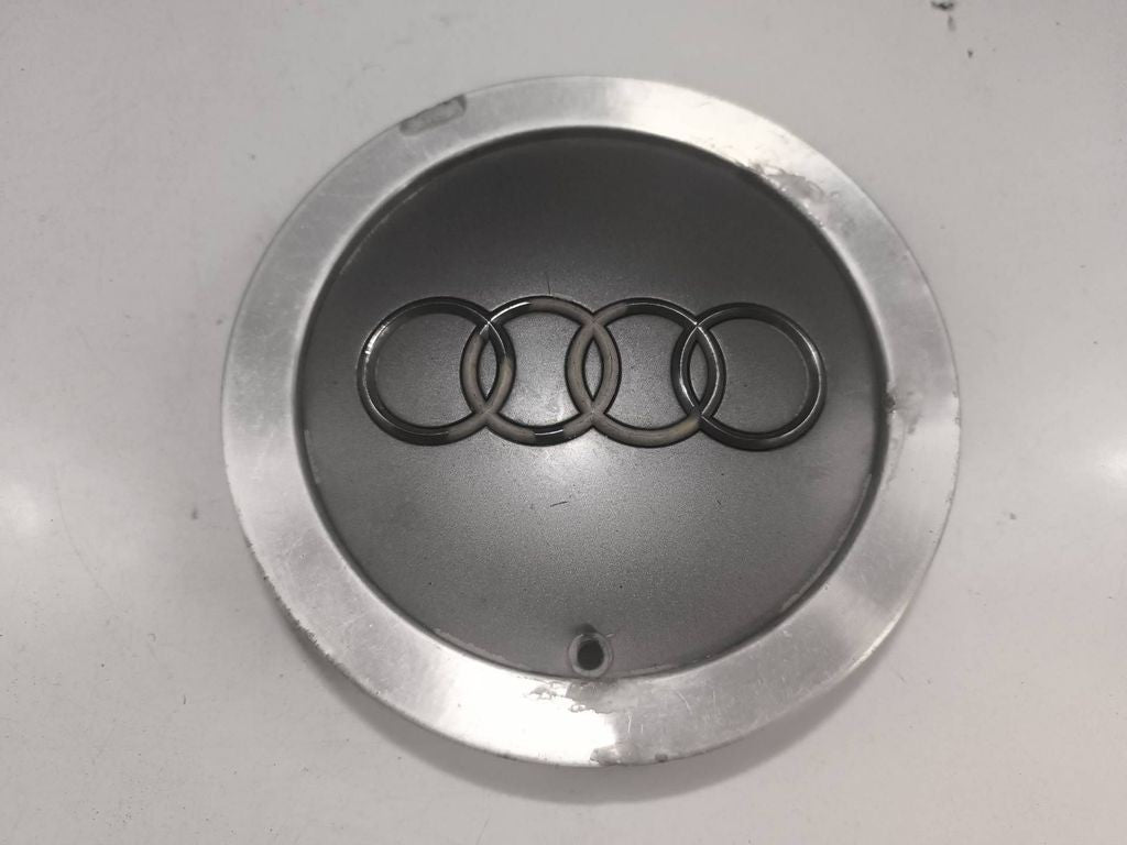 Audi A6 S6 C5 4B 2004 plastic wheel cap 4B0601165J