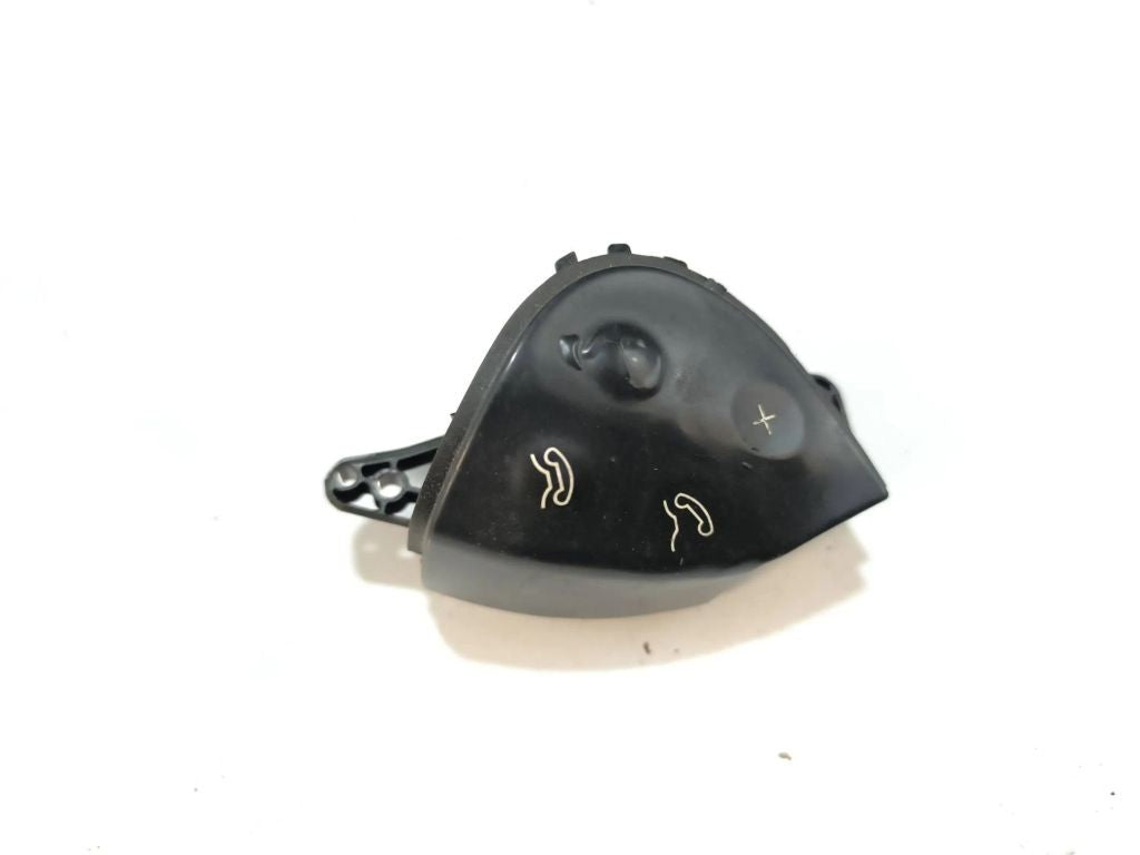 Mercedes-Benz E W211 2003 Steering wheel button A2118206110