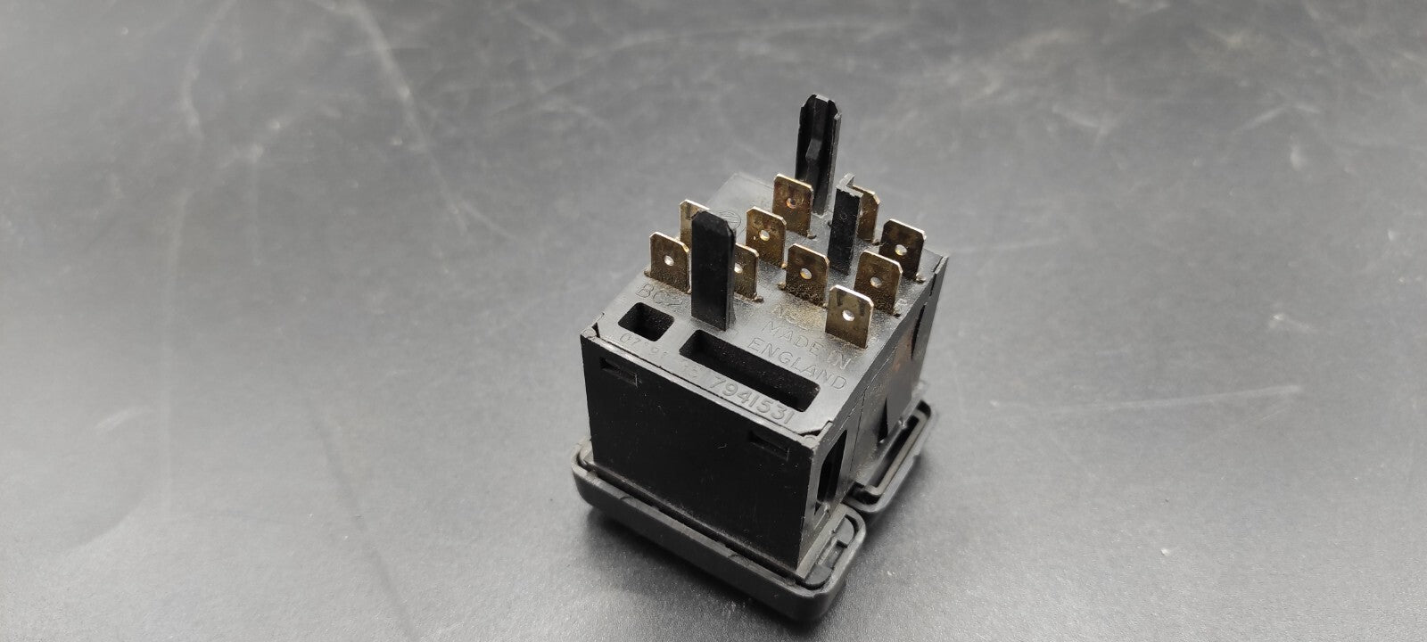 Volkswagen VW Passat B3 1990 HeadLight Adjust Switch Button 7941531