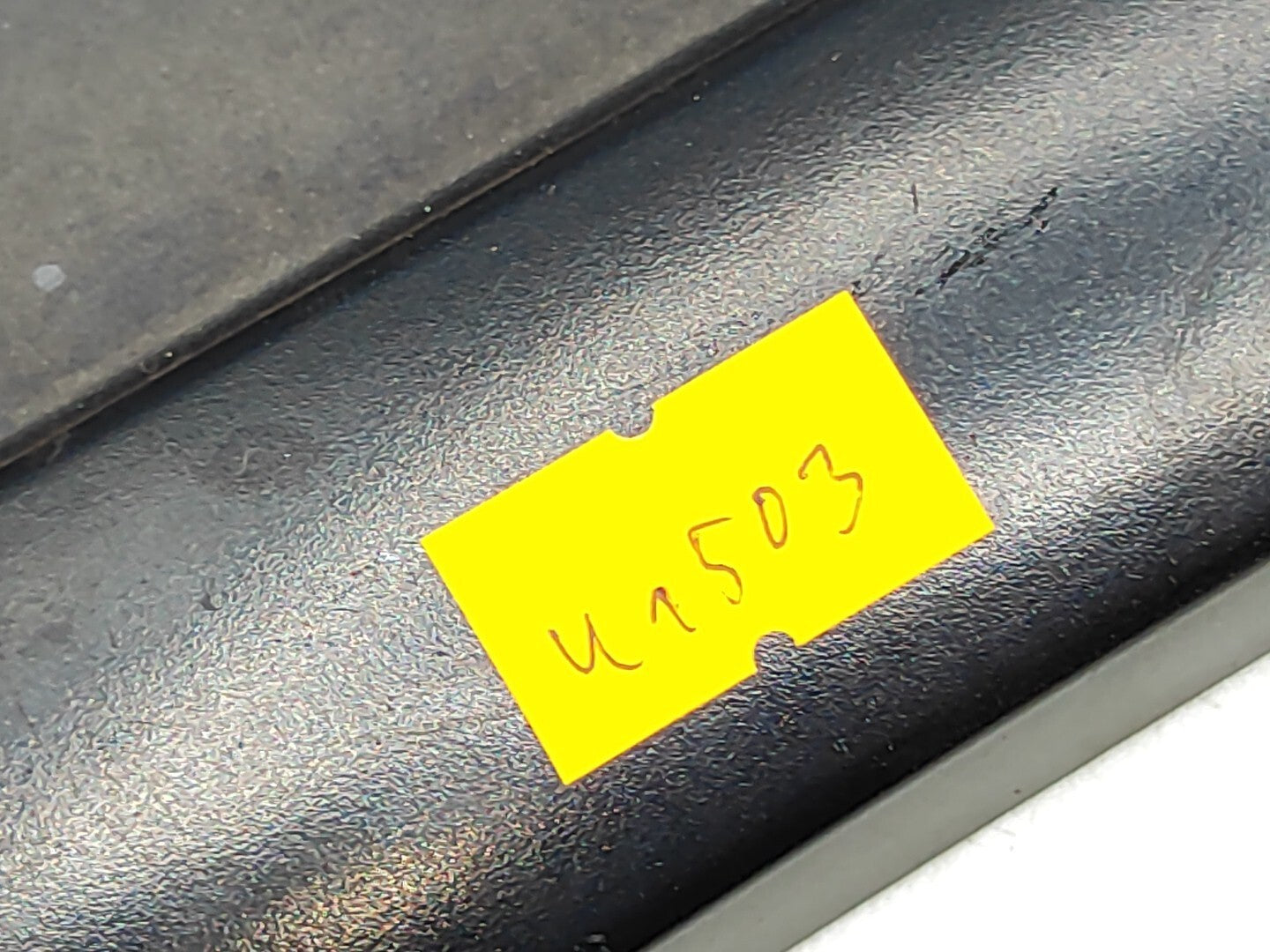 BMW 5 Series E61 530D 170kW 2007 Front Right Wiper Cover 7035103 61617035103