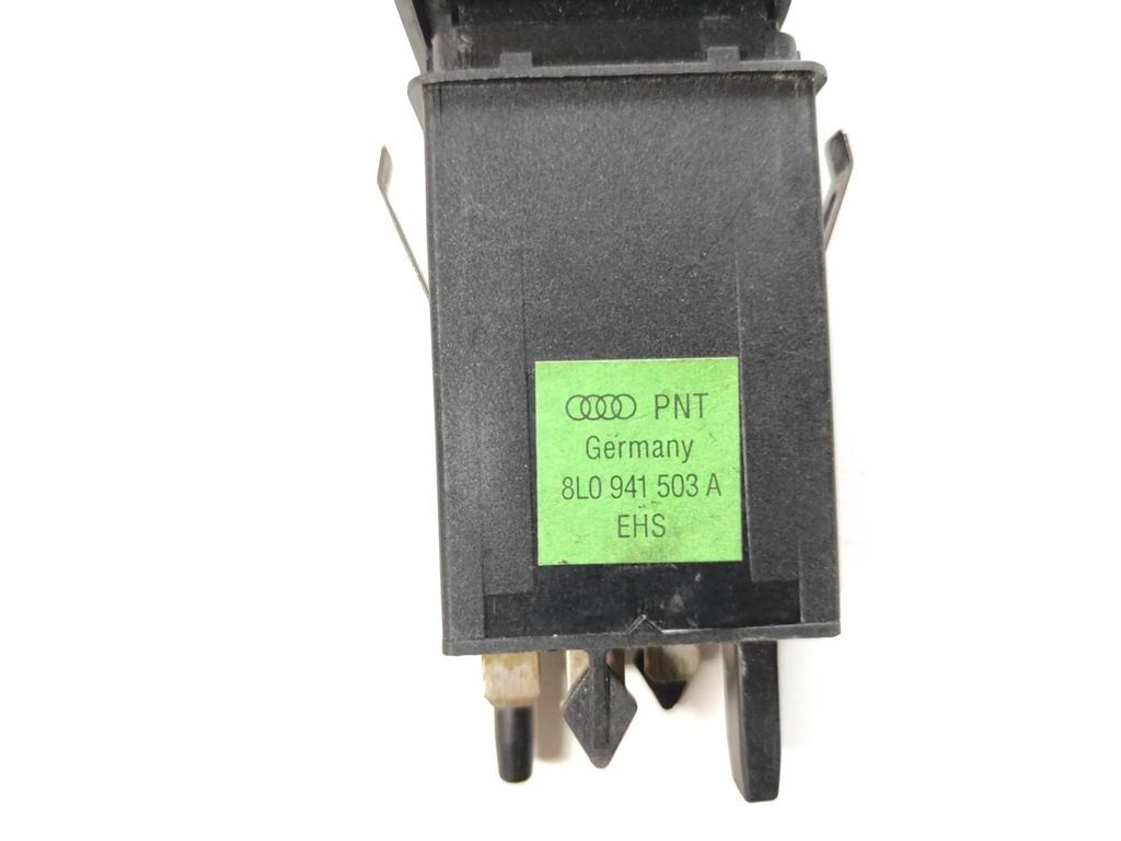 Audi A3 S3 8L 1998 Windscreen window heater switch 8L0941503A