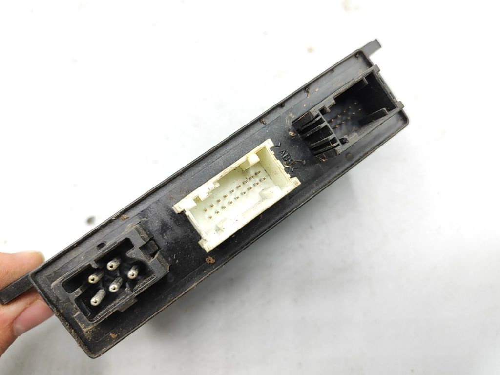 BMW 5 Series 530D E39 1999 door control unit module ecu 61358352062