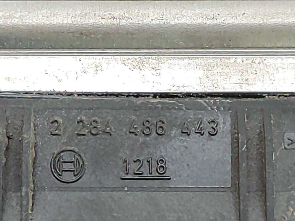 Audi A6 S6 C5 4B 2001 038906019LM Engine control unit module ECU