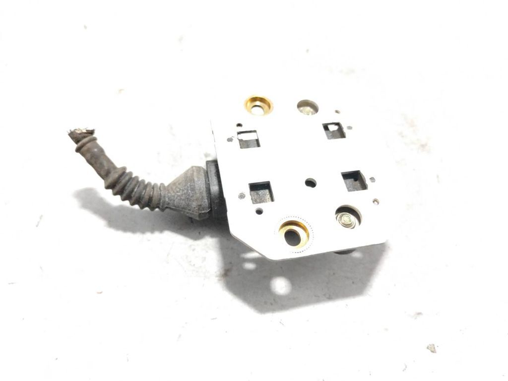 Audi A4 S4 B5 8D TDI 1998 ESP acceleration yaw rate sensor 0265005213