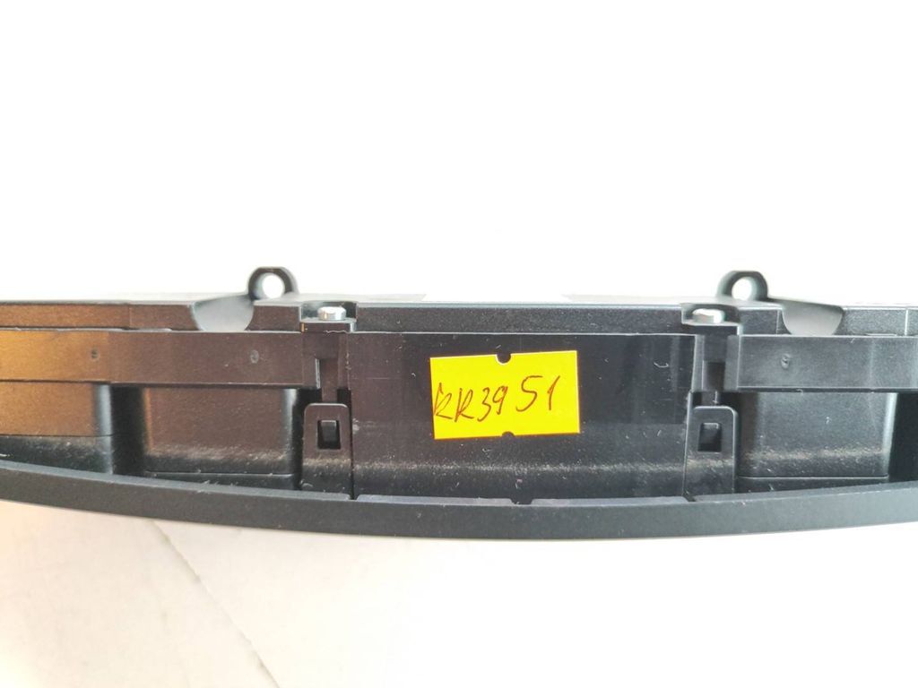 Mercedes-Benz C W204 2013 Hazard light switch A2049058701