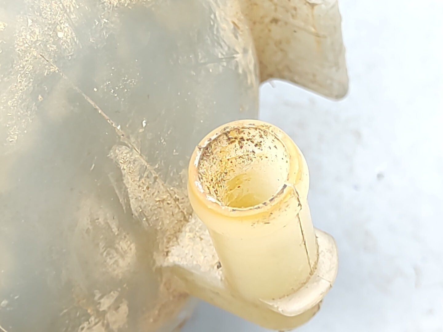 Volkswagen VW GOLF MK3 1995 Overflow expansion coolant tank 1H0121407A