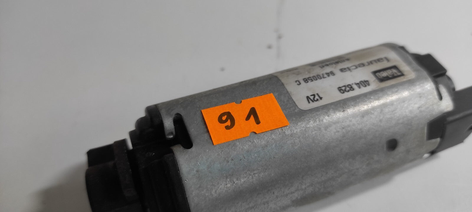 Peugeot 607 3.0i V6 2001 Electric Seat Adjustment Motor 404829 9470058C