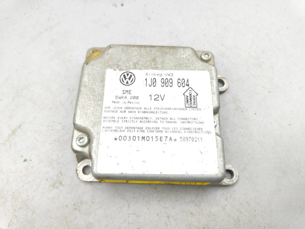 Volkswagen PASSAT B5 1999 Safety Control unit module 1J0909604