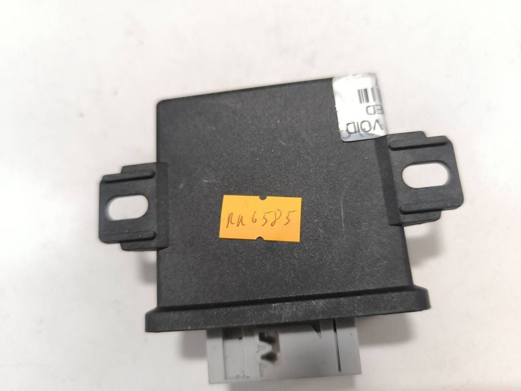 Audi A3 S3 A3 Sportback 8P 2010 Light control module unit LCM 8P0907357H