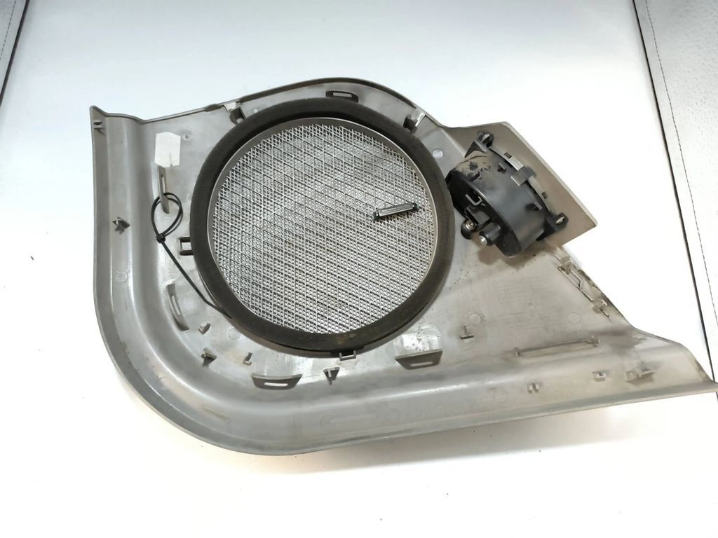 Mercedes-Benz E W211 2003 front door speaker cover trim grill A2117200148