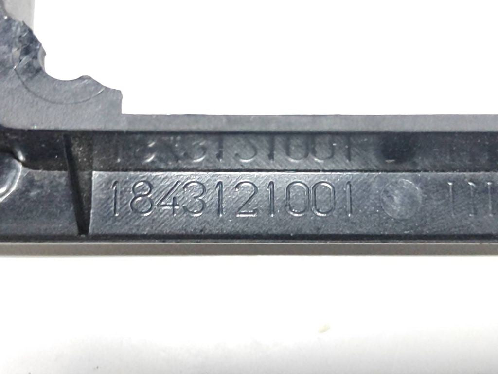 Volkswagen PASSAT B5 Radio GPS head unit trim 3B0858069