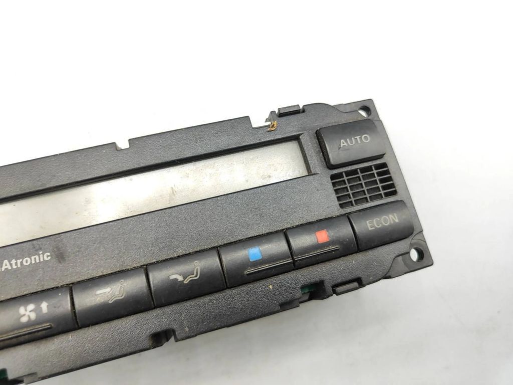 Volkswagen VW PASSAT B5 1999 AC Climate control unit module 3B1907044H
