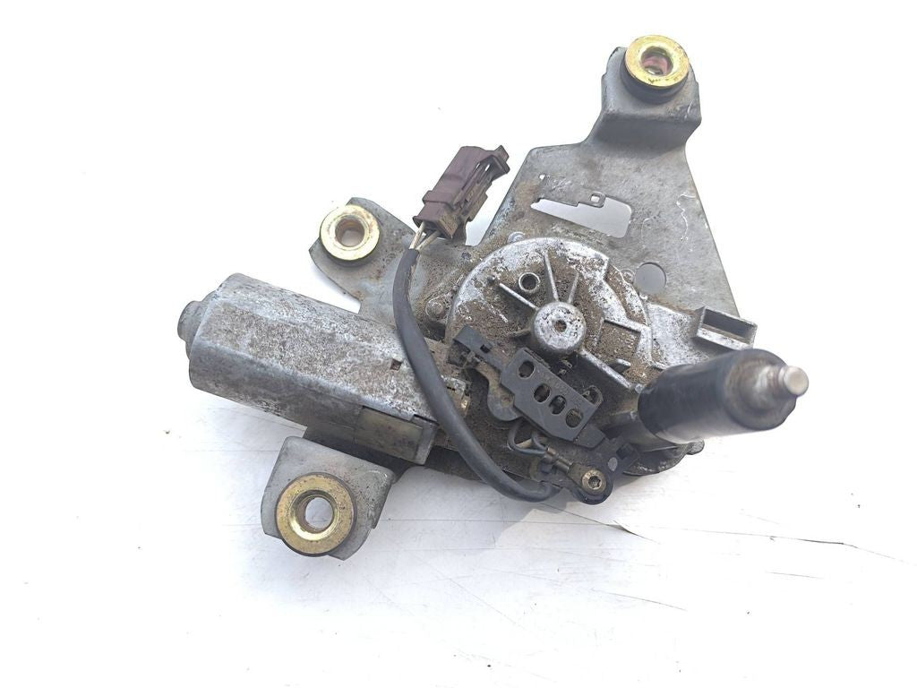 Peugeot 406 2000 Rear wiper motor 0390201556