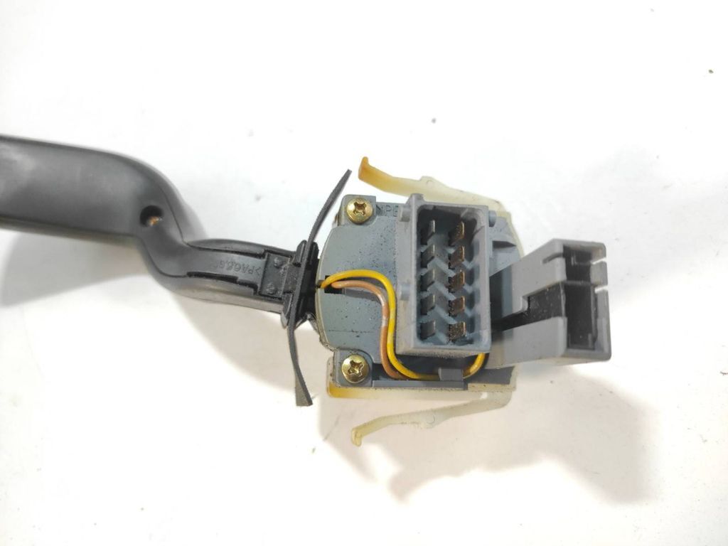 Saab 9-5 2.0T 110kW Petrol 2000 Wiper control switch stalk 4616132