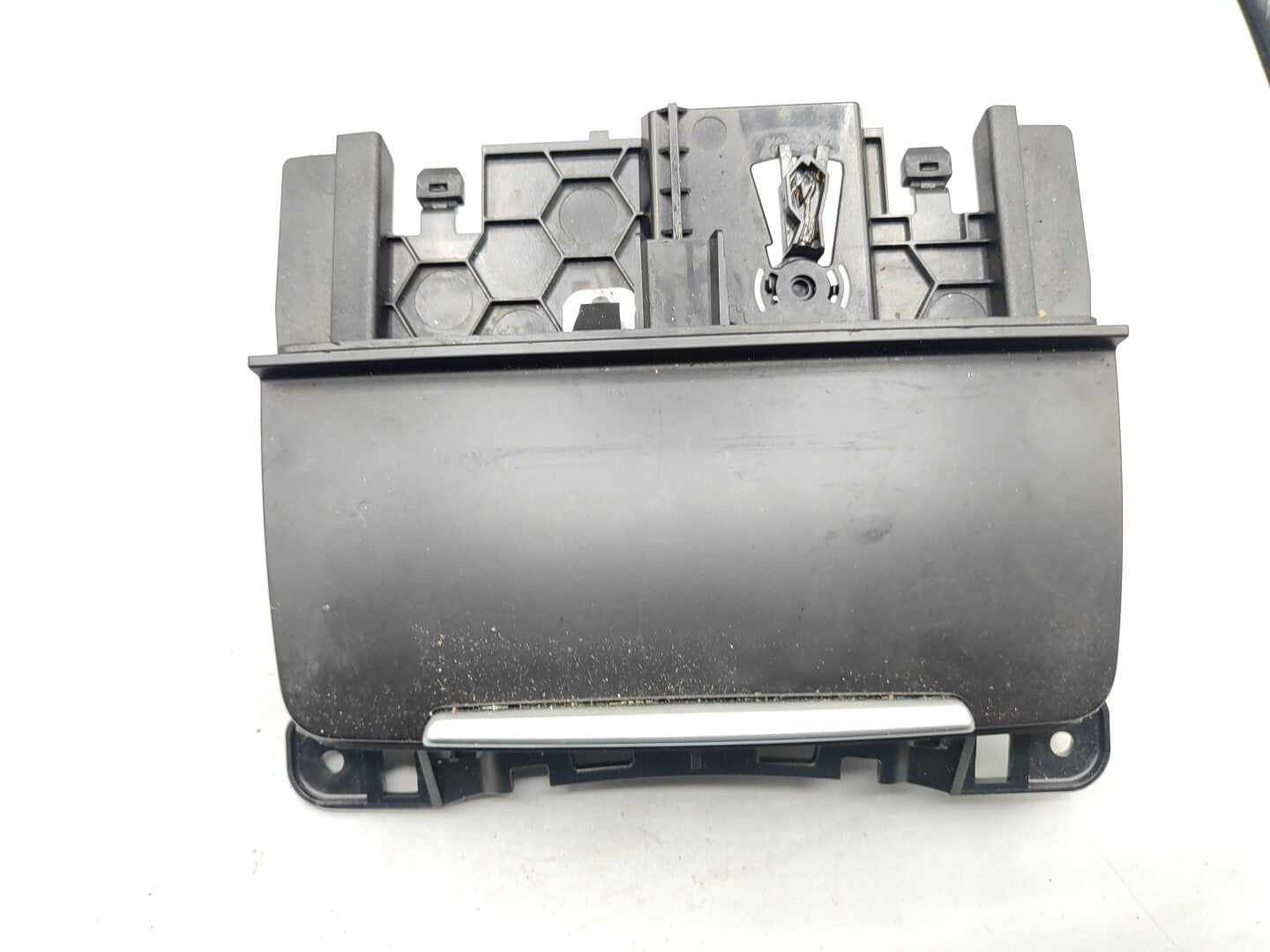 Audi A5 8T 3.0TDI Diesel 2008 Front Panel Dash Ashtray 8K0857951