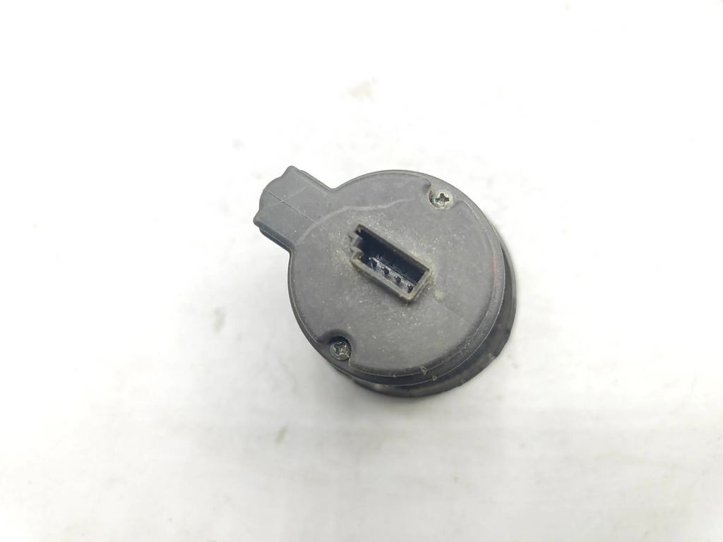 BMW 5 E39 523i 1997 HeadLight button switch 8363683