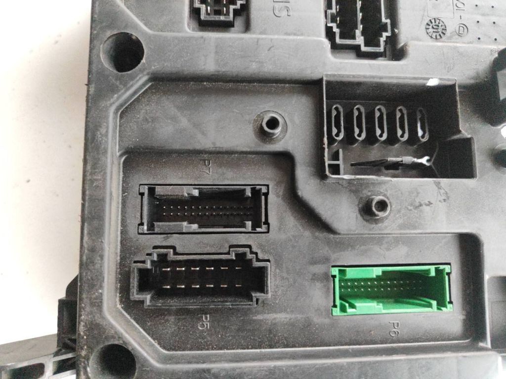 Volkswagen Sharan 2005 Fuse module S110730200G