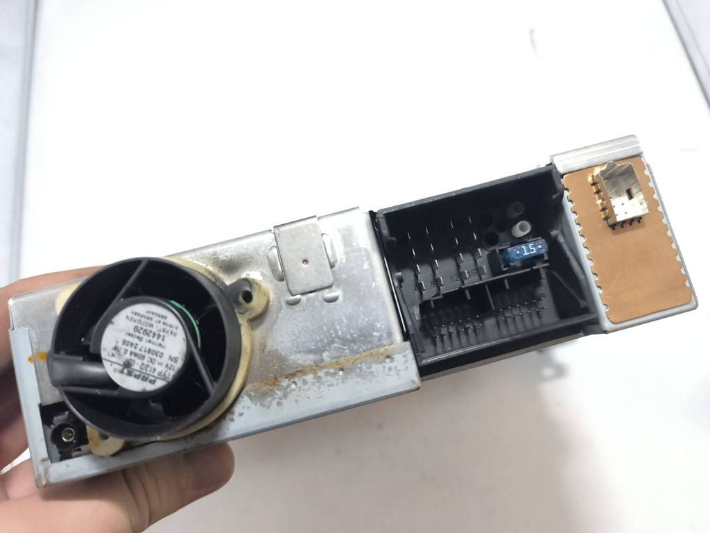 BMW 5 E60 E61 2009 Radio CD player head unit 6944109