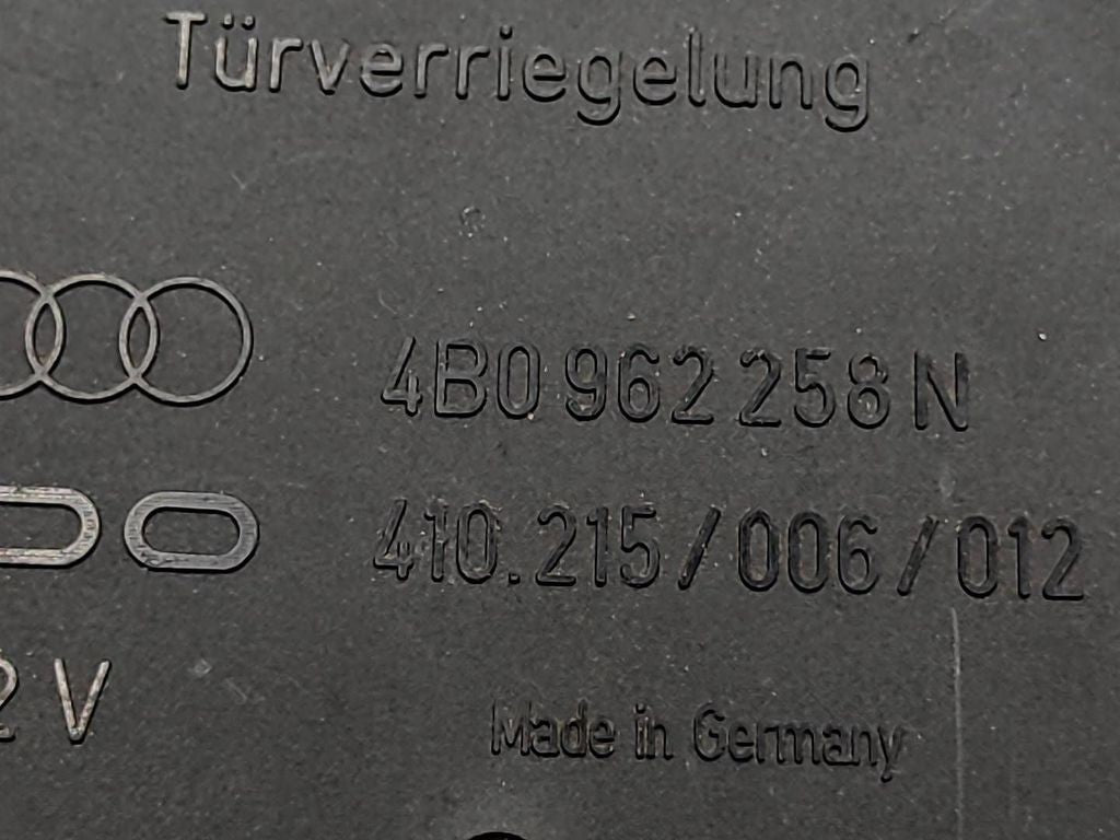 Audi A6 S6 C5 4B 2003 Comfort convenience body module 4B0962258N