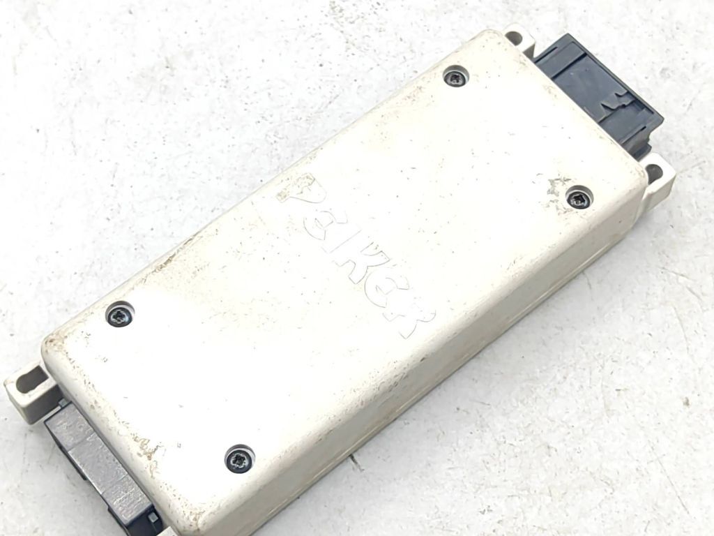 Volkswagen Touran I 2003 Phone control unit module 1K0035729B