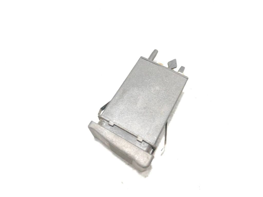 Audi A6 S6 C4 4A 1996 Windscreen window heater switch 4A0941503F