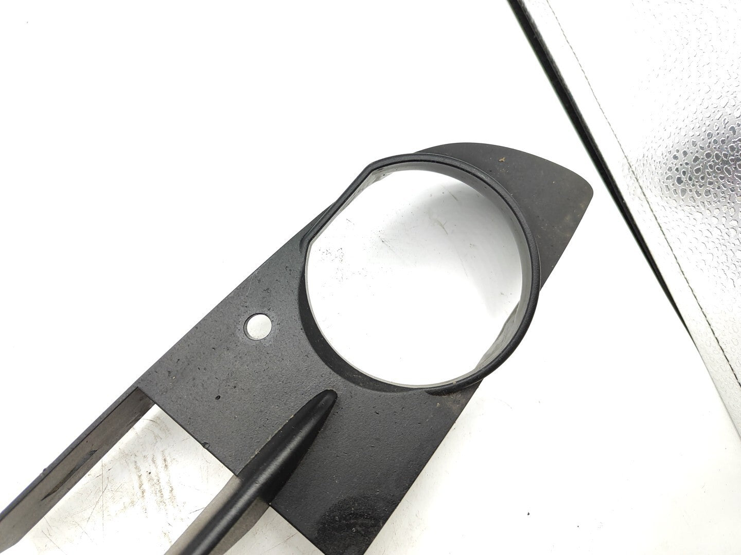 BMW E61 530D 170kW Estate Front Left Side Fog Light Grill Trim 7049243