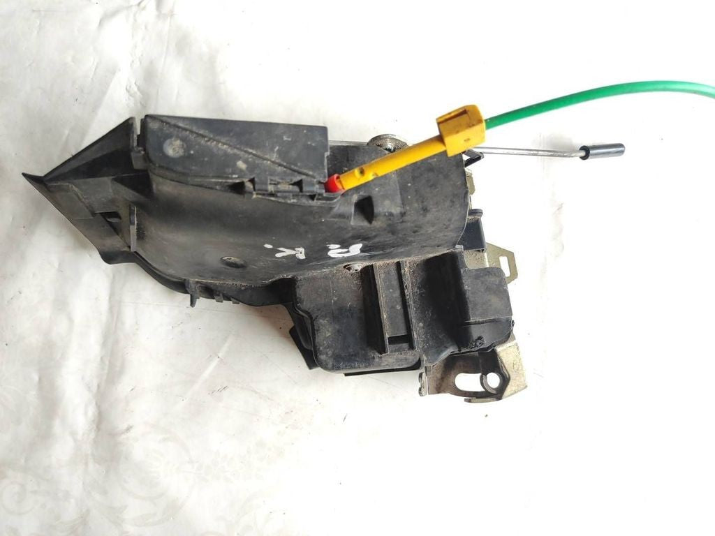 BMW 5 E39 1997 LHD Front left door lock 8352165
