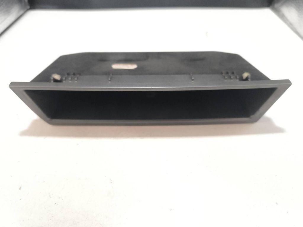 Opel Vectra C 2005 RHD dashboard storage box compartment 24426050