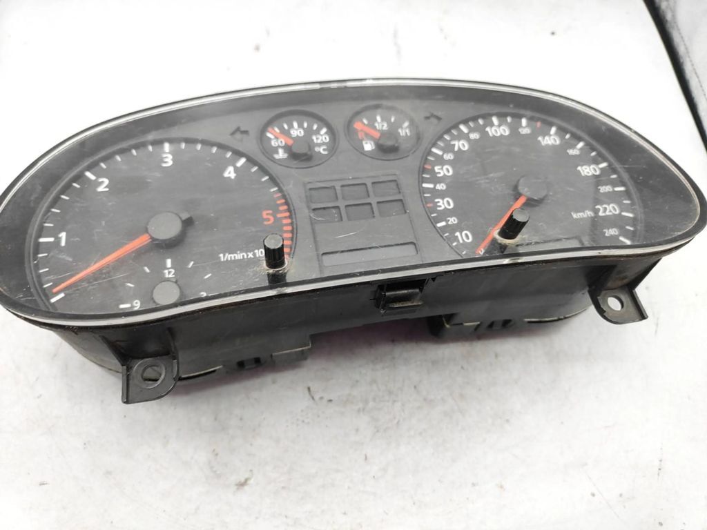 Audi A3 8L TDI 2001 Diesel speedometer instrument cluster 8L0919860D