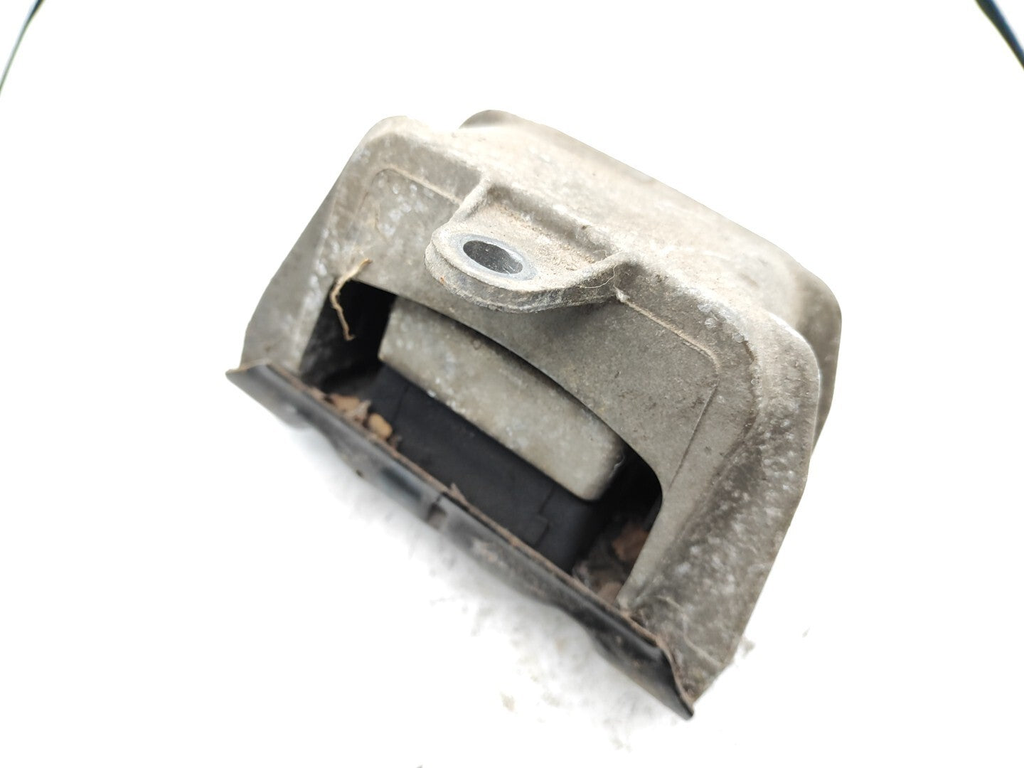 Volkswagen Golf Bora 1.9TDI 2000 Engine Left Mount Support 1J0199555