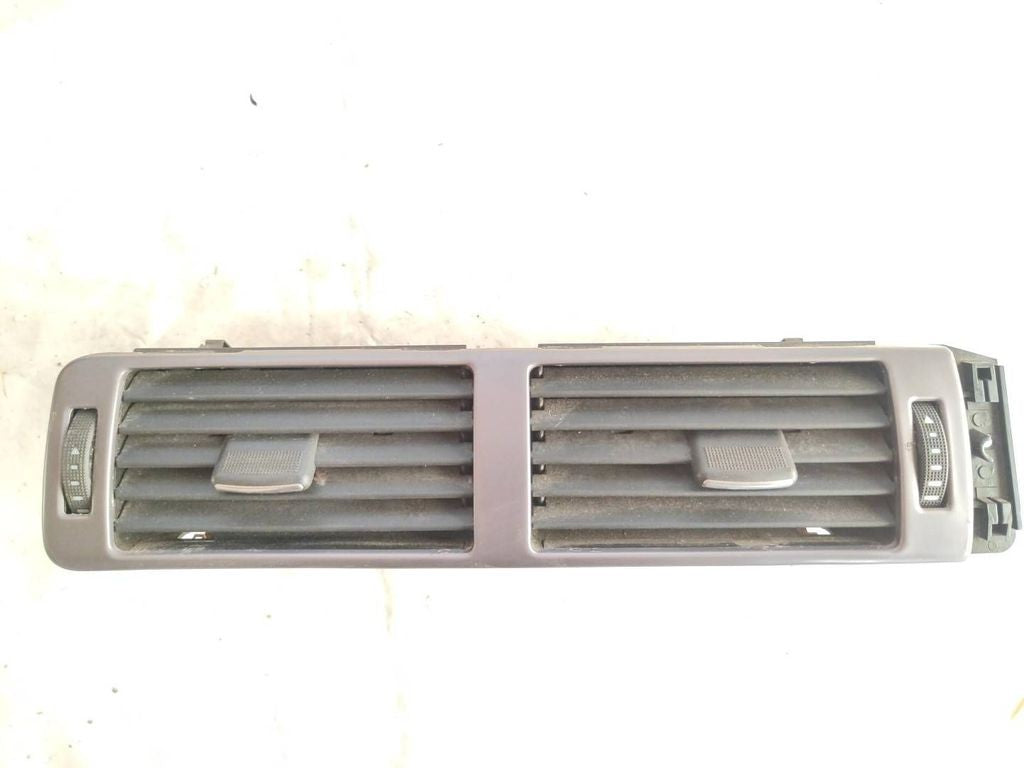 Audi A6 S6 C5 4B 2003 Front dash center air vent grill 4B1820951