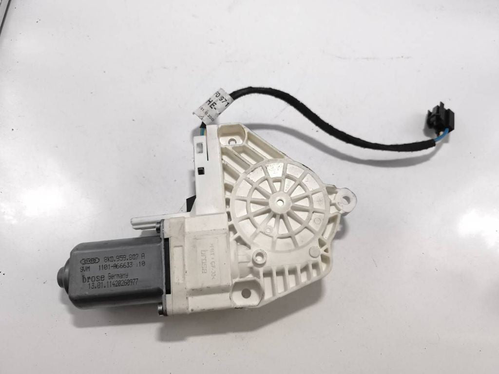 Audi A4 S4 B8 8K 2014 front right window regulator motor 8K0959802A