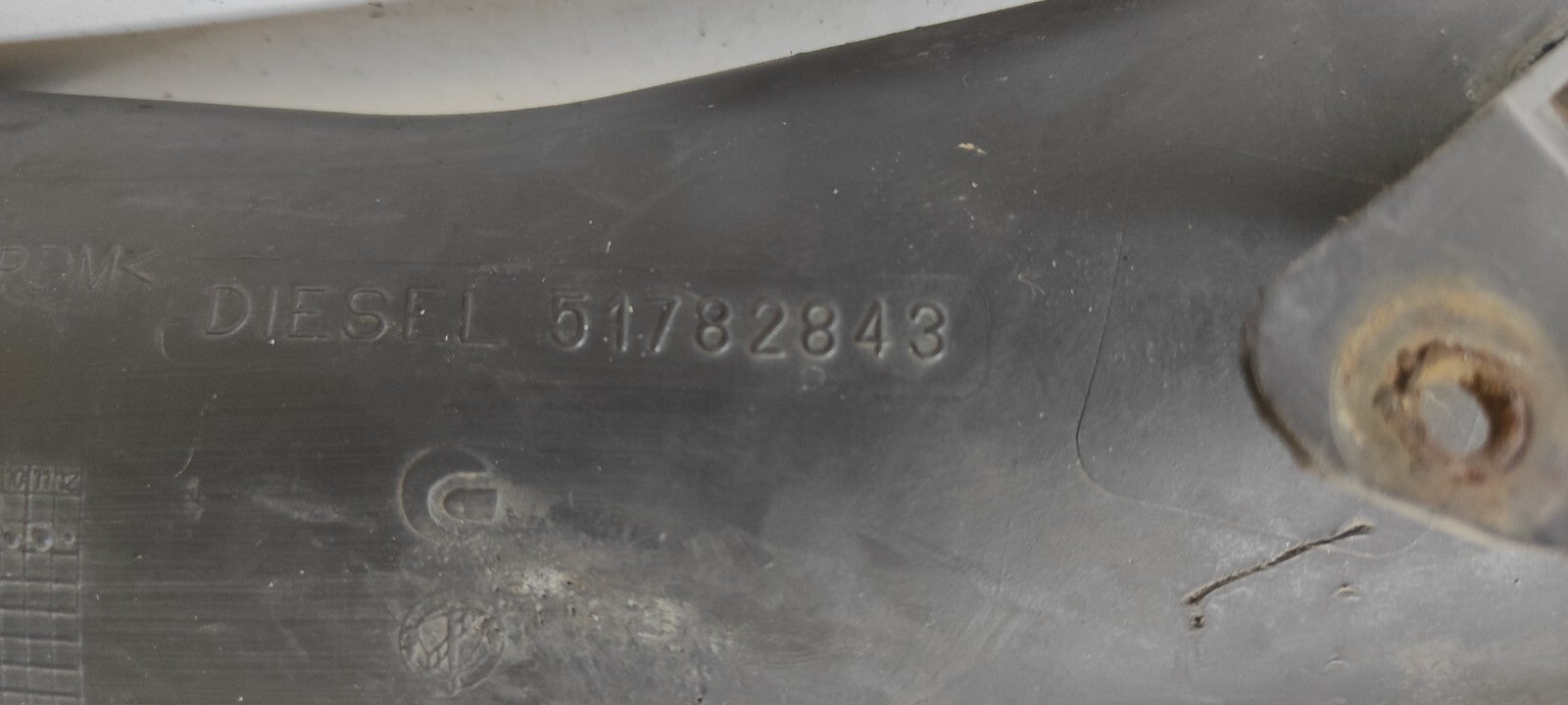 Alfa Romeo 159 1.9JTDM 88kW 2008 Diesel Engine Air Intake Pipe Hose 51782843