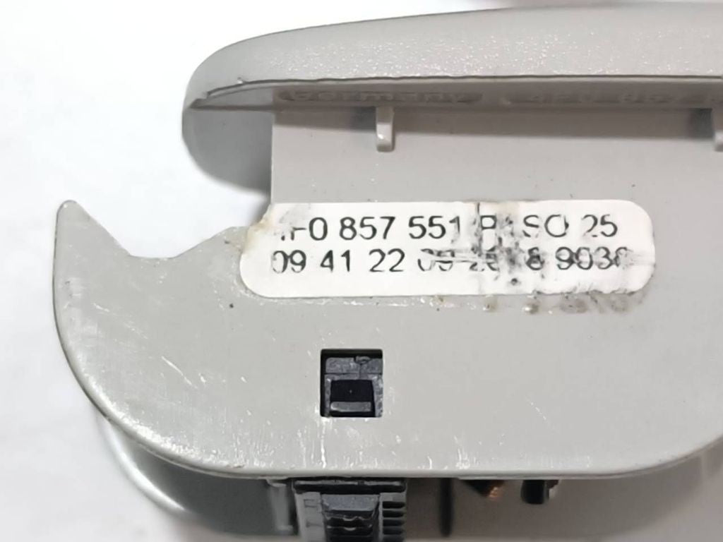 Audi A6 S6 C6 4F 2008 sun visor 4F0857551