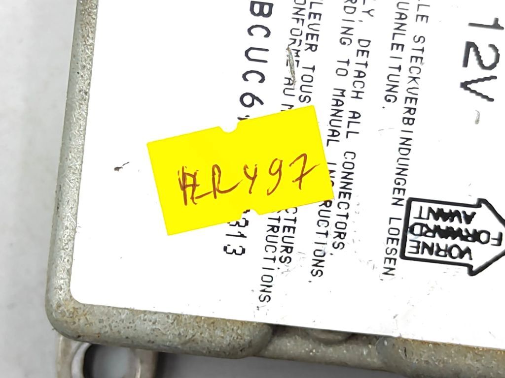 Volkswagen VW PASSAT B5 Saloon 1999 Control unit module 1J0909607