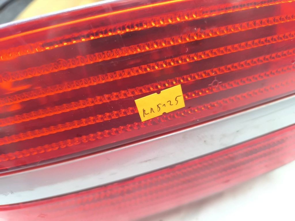 Peugeot 406 2002 rear right tail light lamp 9630364977