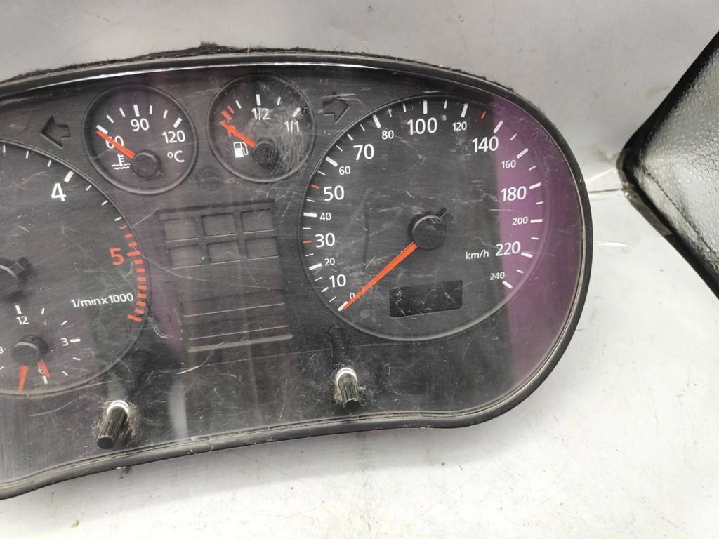 Audi A3 8L TDI 2001 Diesel speedometer instrument cluster 8L0919860D