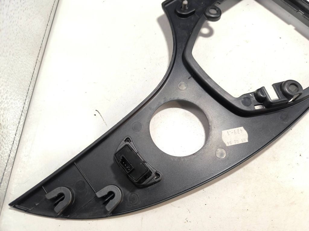 BMW 5 E60 E61 2005 RHD Gear shifter surround trim plastic 7129645