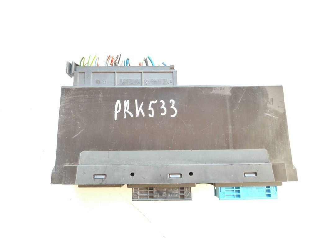 BMW 3 E90 E91 2007 Comfort convenience body module 9264571