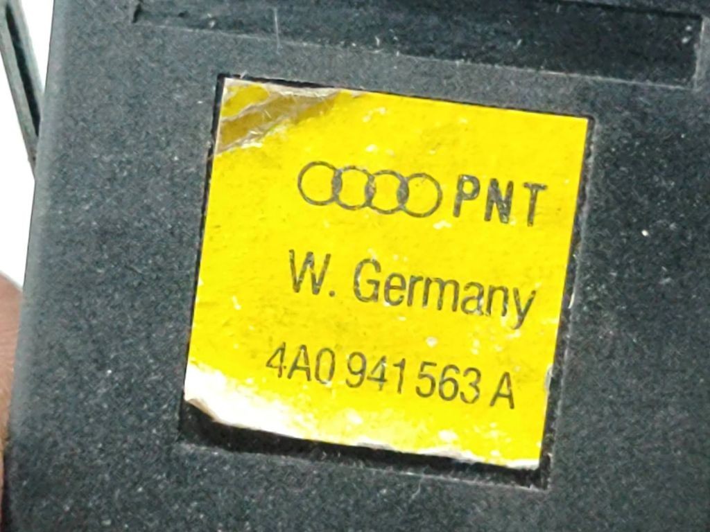 Audi 100 S4 C4 1992 Fog light switch 4A0941563A