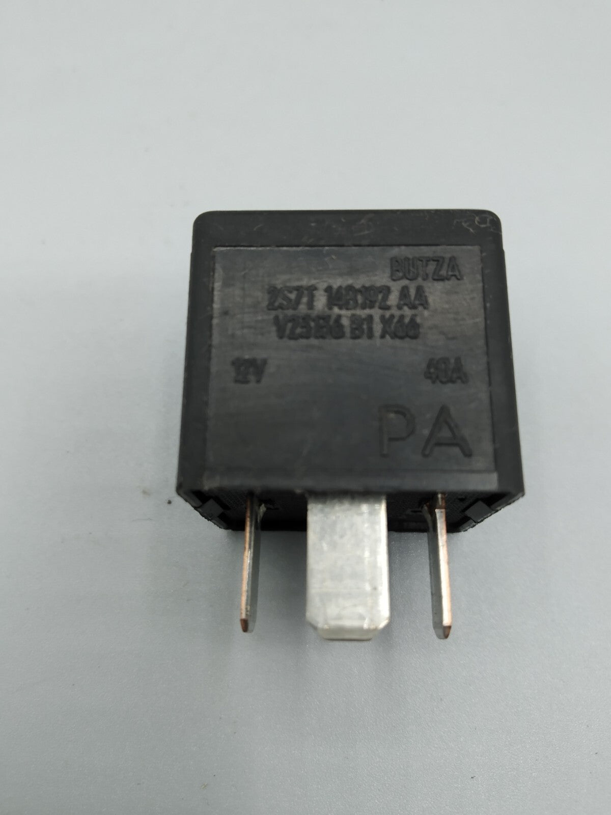 Ford Mondeo MK3 2.5 V6 2005 Relay Control Unit Module 2S7T14B192AA