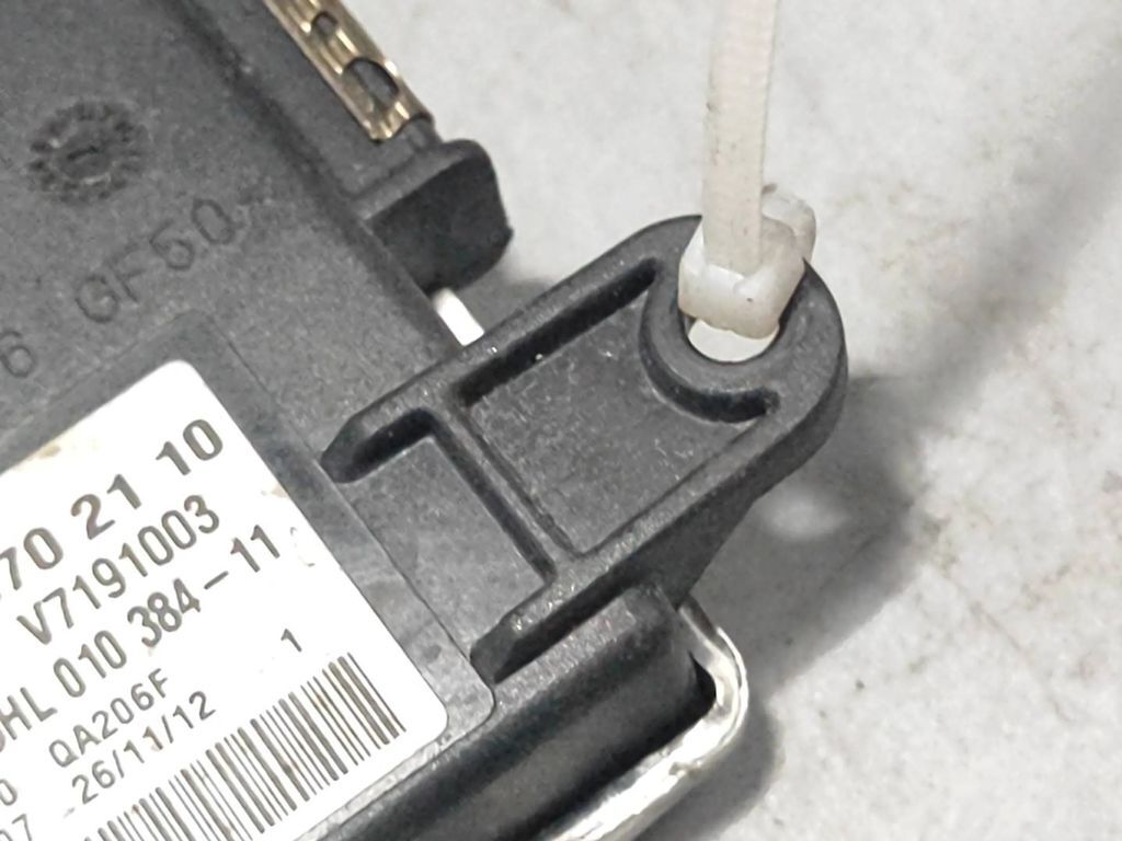 Mercedes-Benz E W212 E250 2011 Heater regulator blower fan resistor