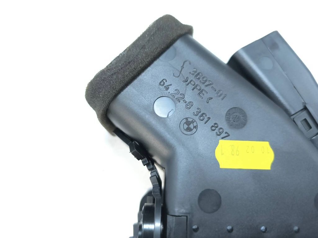 BMW 3 E46 328i 142kW 2000 LHD Left dashboard side air vent grill trim