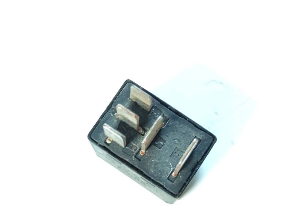 Ford Mondeo MK II 1997 relay F57B14B192AA