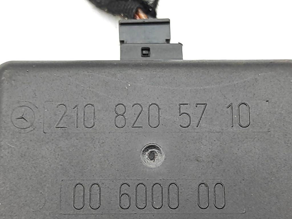 Mercedes-Benz E W210 2000 Rain sensor 2108205710