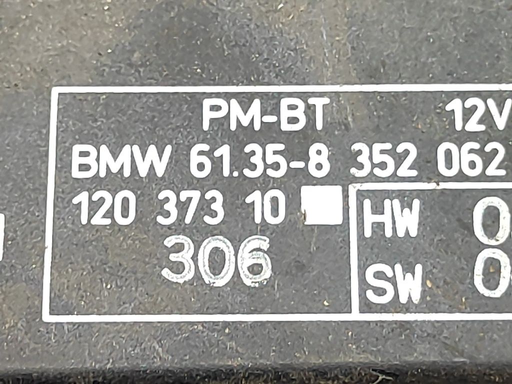 BMW 5 Series 530D E39 1999 door control unit module ecu 61358352062