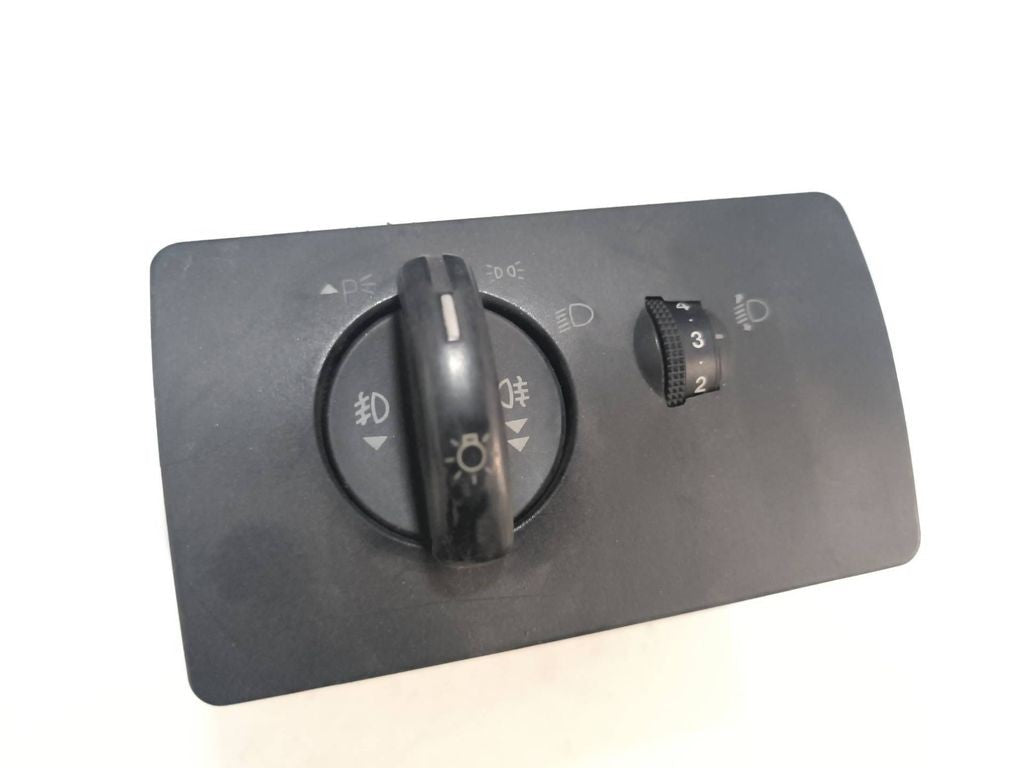 Ford Mondeo Mk III 2002 Light switch 1S7T13A024BB