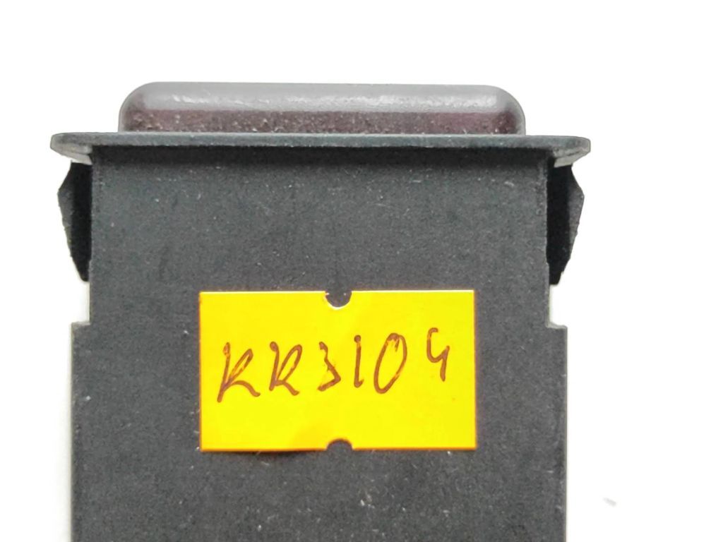 BMW 3 E30 1993 Hazard light switch 1380335